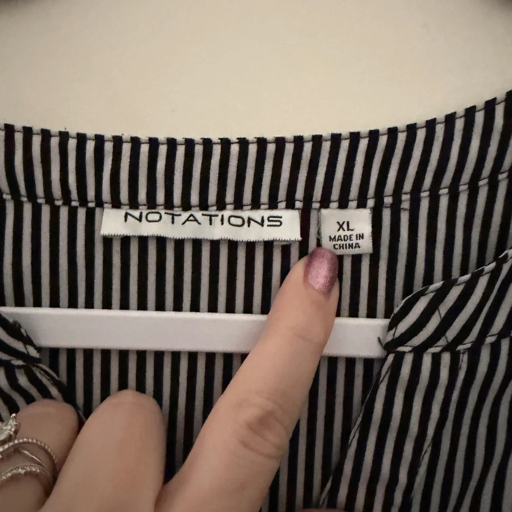 Notations Black White Striped Belted Blouse XL Roll Tab Sleeve - Picture 6 of 9